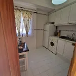 아파트 Charming Beachside Apartment- The Perfect Getaway!