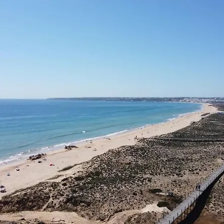Charming Beachside Apartment- The Perfect Getaway! 알부페이라